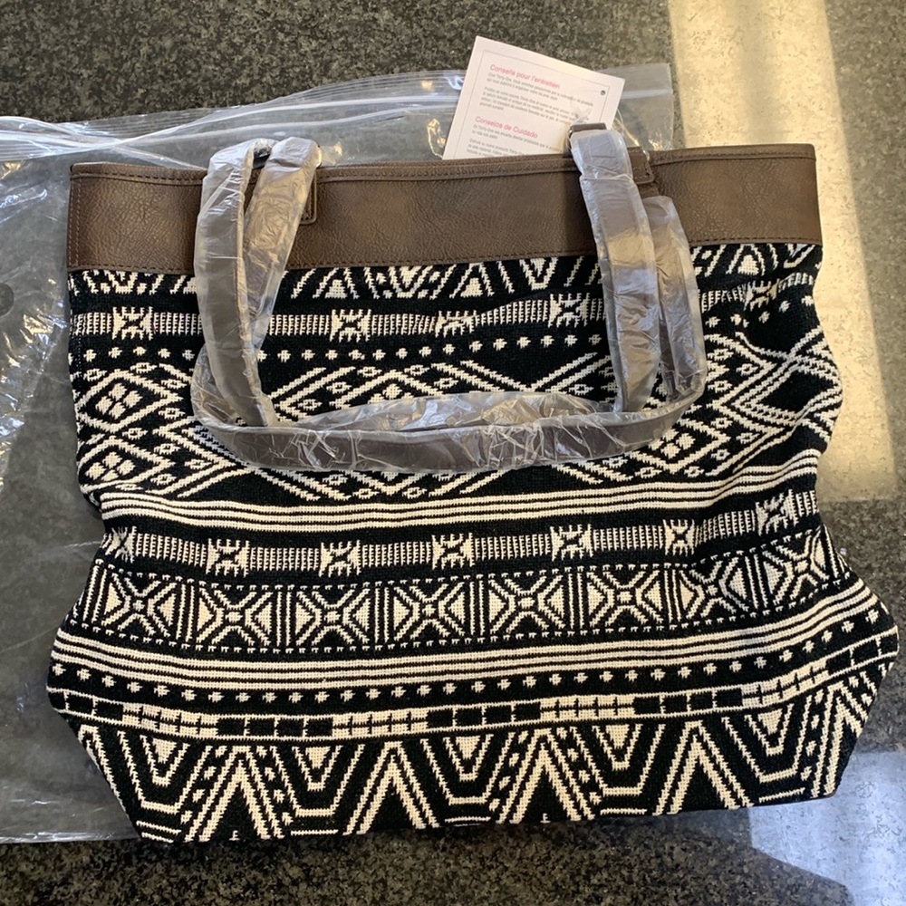 New Thirty-one reversible tote